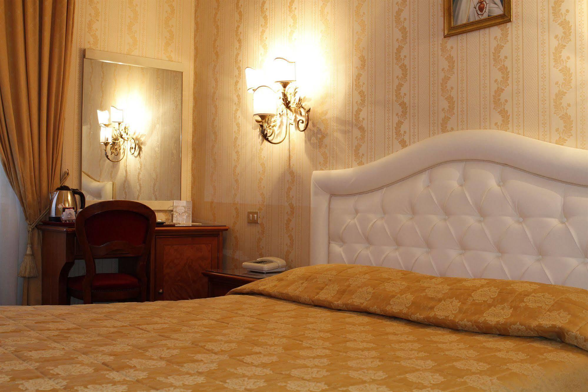 Hotel Eliseo Rzym Zewnętrze zdjęcie