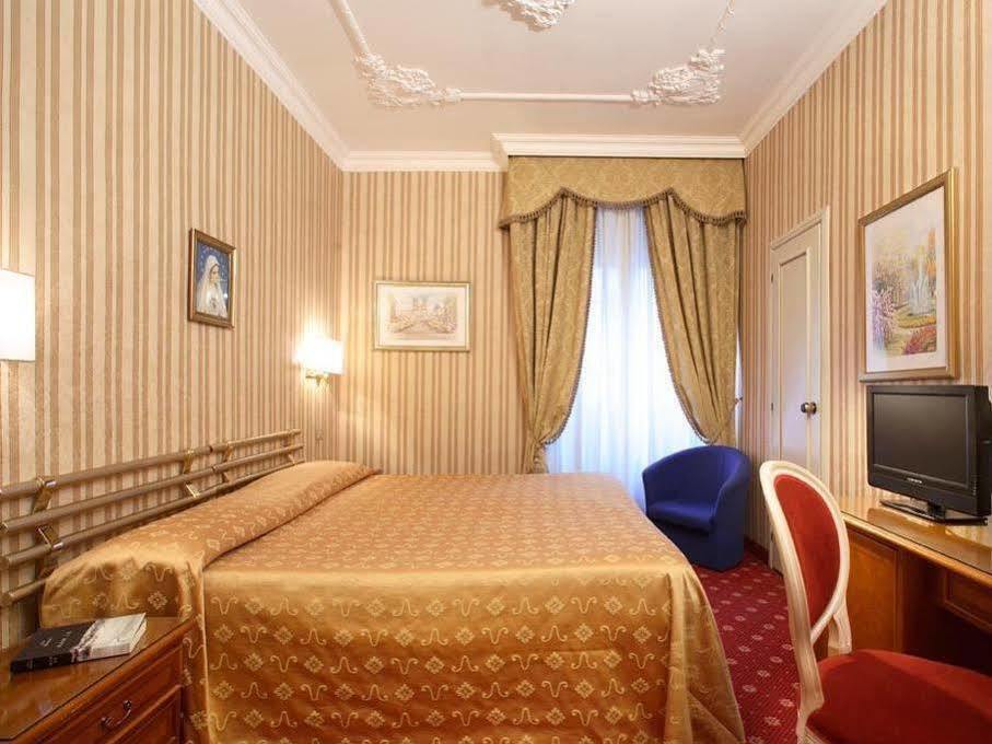 Hotel Eliseo Rzym Zewnętrze zdjęcie